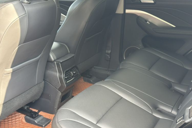 Used Wey VV6 2021 2.0T Two-Wheel Drive Smart Protection+