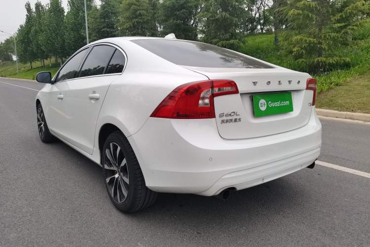 Used Volvo S60 2018 S60L T3 Smart Progress Edition
