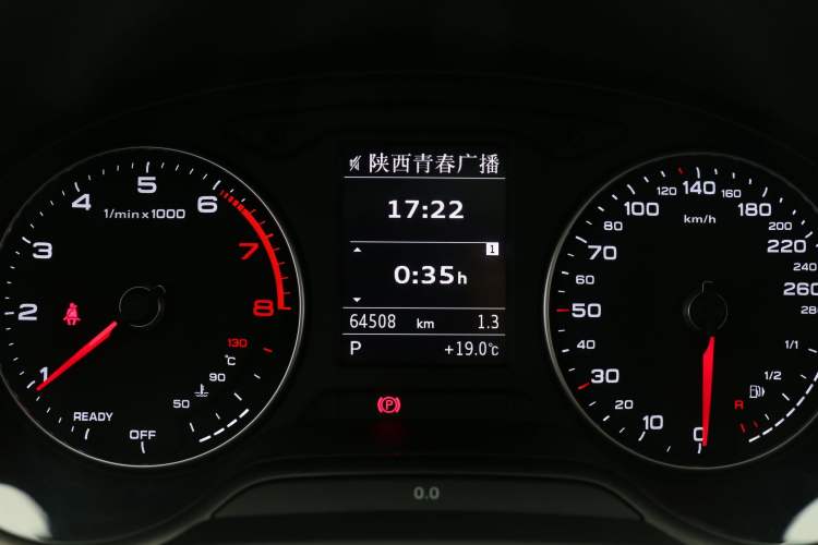 Used Audi A3 2019 Sportback 35 TFSI Fashion Edition China VI Emission Standard Odometer Close Up