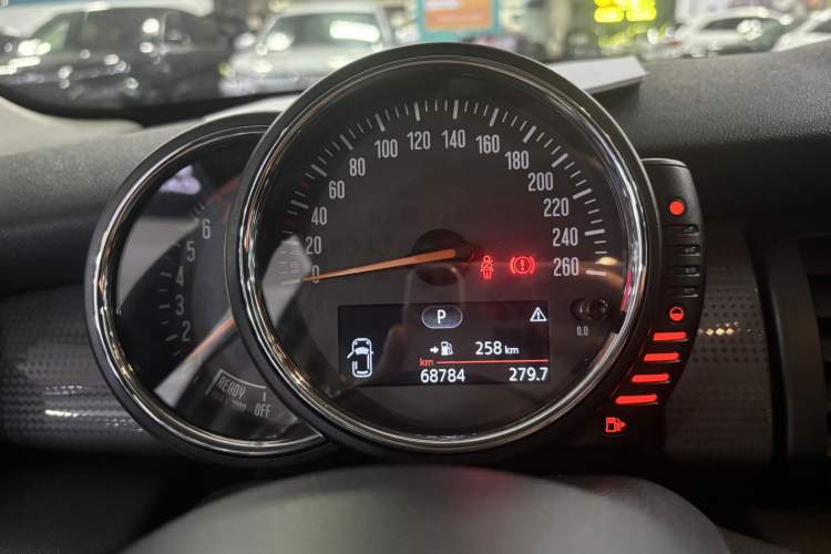 Used MINI MINI 2015 1.5T COOPER Fun Five-Door Edition