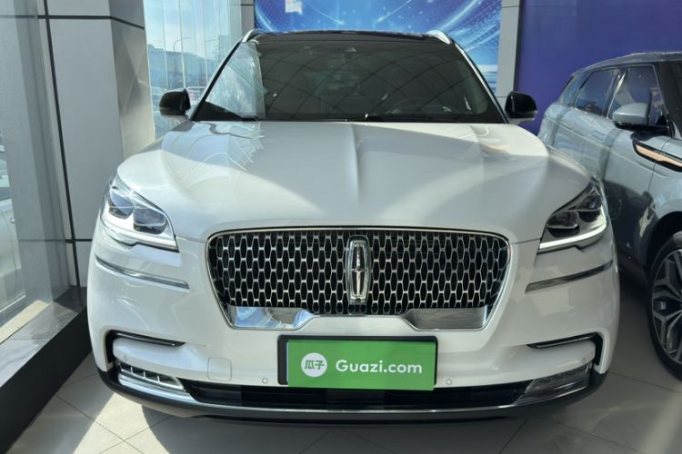 Used Lincoln Aviator 2020 3.0T V6 All-Wheel Drive Executive Version
