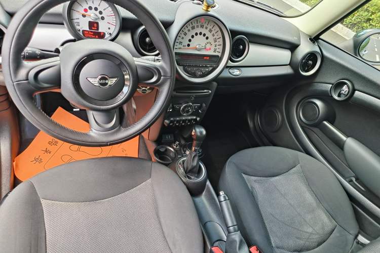 Used MINI MINI 2011 1.6L ONE