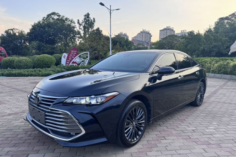 Used Toyota Avalon 2019 2.0L XLE Premium Edition China VI Guazi used car, China used car export, Used car for sale, Used cars, Cheapest cars for sale