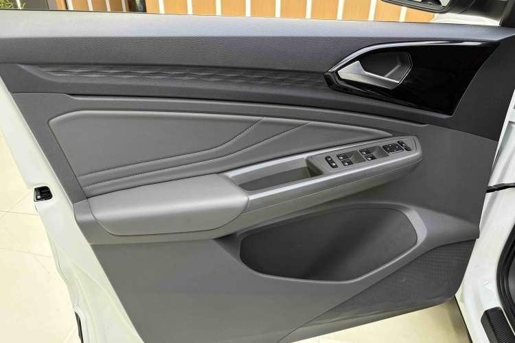 Used Jetta VS5 2019 280TSI Automatic Enjoyment Model
