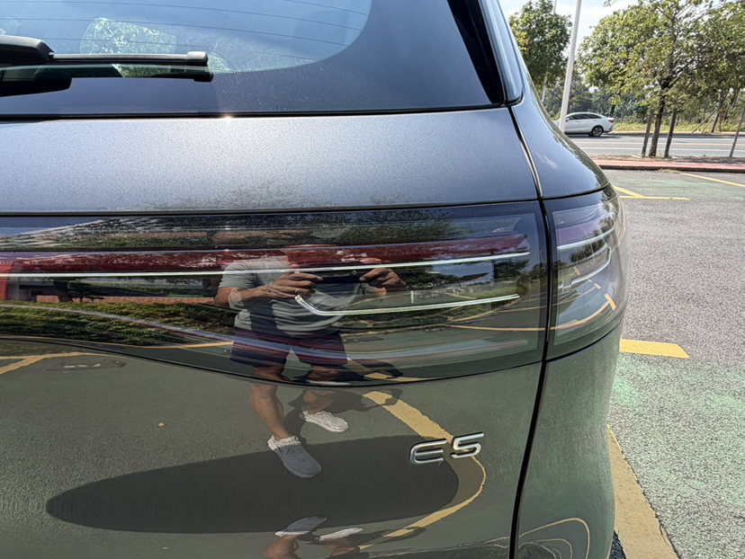 Geely Galaxy E5 2026 Model 610km Exploration+ Edition — снимка 8