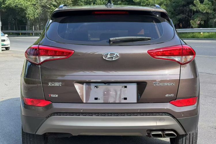 Used Hyundai Tucson 2015 1.6T Dual-Clutch Four-Wheel Drive Flagship Model
