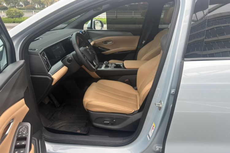 Used BYD Song L DM-i 2024 112 km Leading Edition