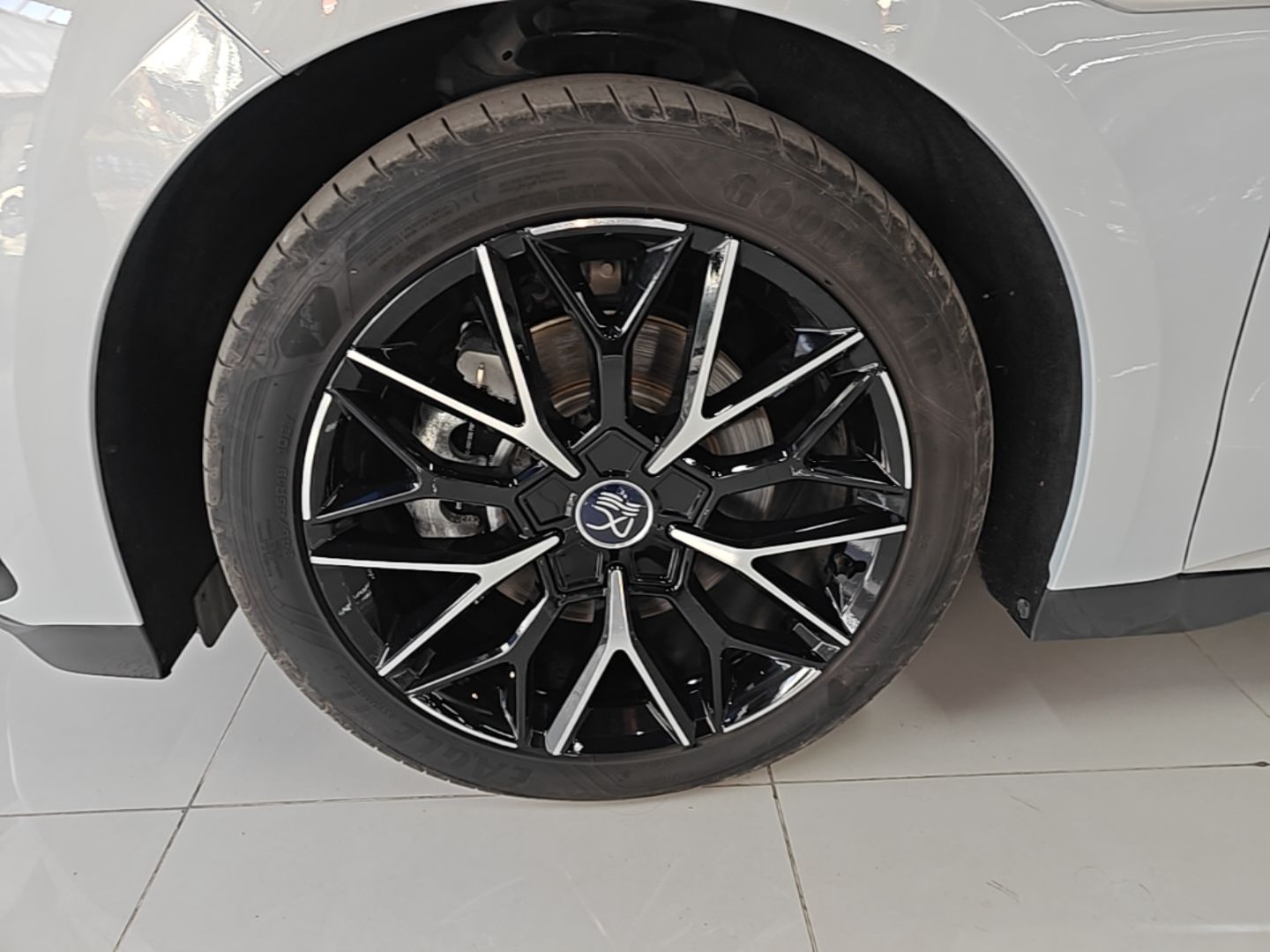 BYD Han 2025 DM-i 125KM Prestige Model - Premium — снимка 12