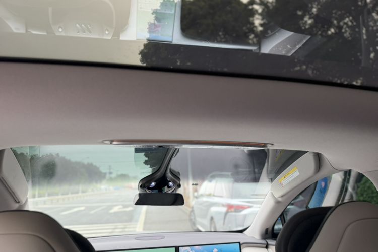 Used IM LS7 2023 100kWh Lux Rear-Drive Version