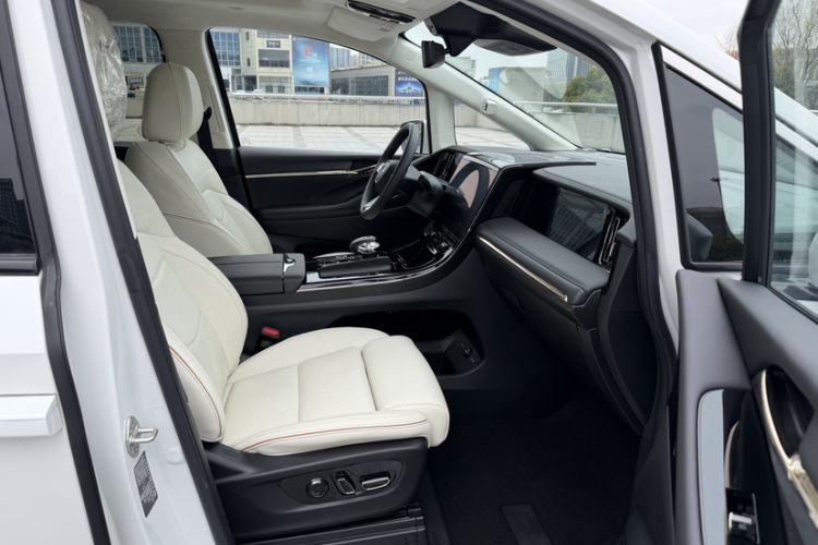 Used GAC Trumpchi E9 2025 E9 Superfast Charging – Master Series
