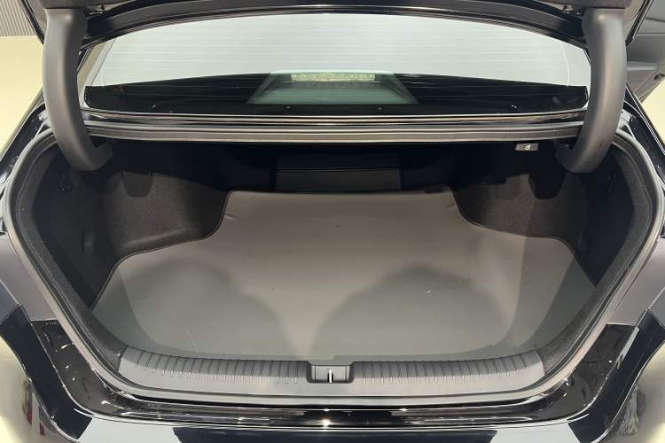 Used Honda Inspire 2025 260TURBO Elegant Edition