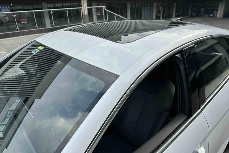 Used BYD Qin L 2025 DM-i Smart Drive 120KM Superior Model
