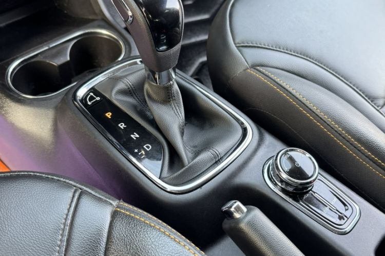 Used Dongfeng Aeolus AX4 2017 1.6L DCT Trendy Style