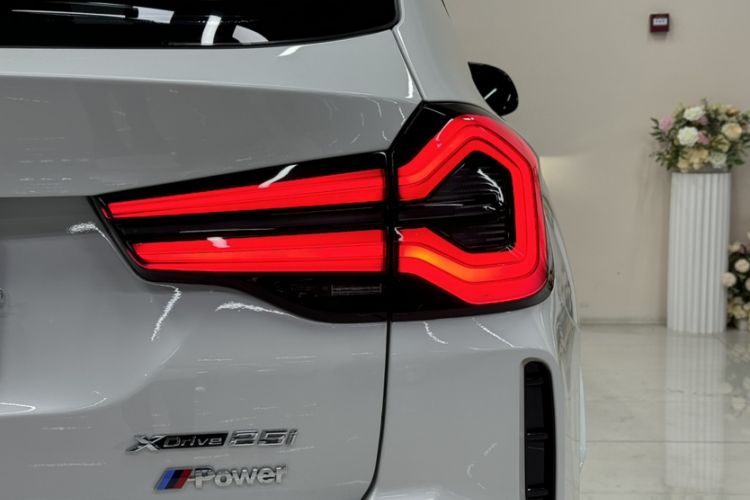 Used BMW X3 2023 xDrive25i M Sport Package
