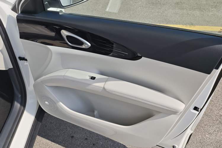 Used Geely Galaxy Geome 2025 410 km Free Version Interior 5