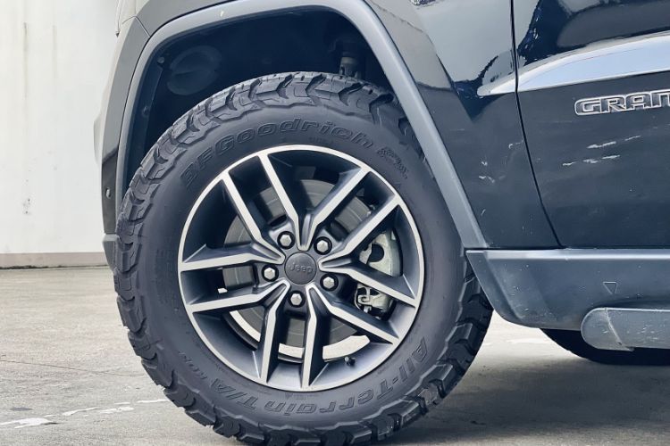 Used Jeep Grand Cherokee 2020 3.0L Professional Navigation Edition