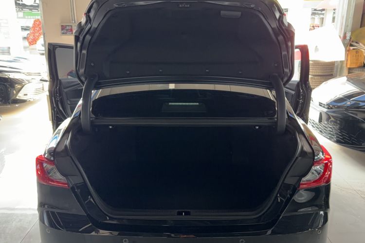 Used Toyota Camry 2024 Dual-Motor 2.0HS Sport Edition