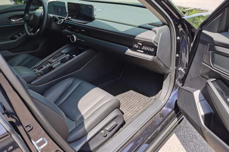 Used Honda Accord New Energy 2023 2.0L ePHEV Prestige Edition Interior 6