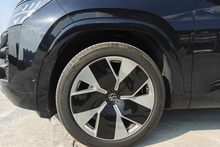 Used Volkswagen Teramont 2025 Tiguan Pro 450TSI Four-Wheel Drive Summit Edition
