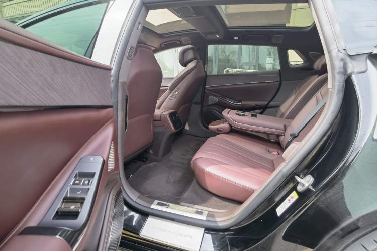 Used Denza Z9GT 2024 1100 Four-Wheel Drive Max Edition
