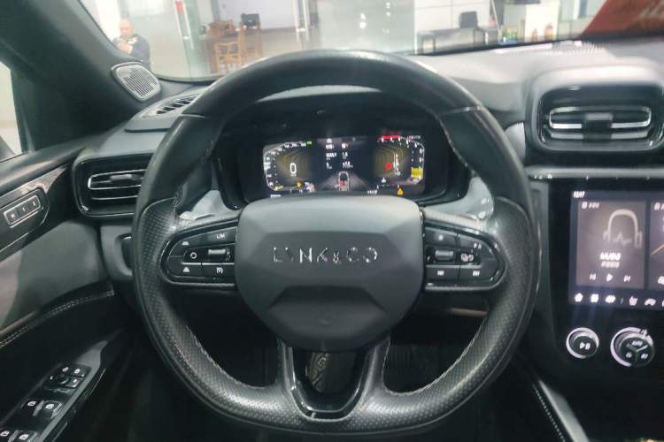 Used Lynk & Co 03 2022 2.0TD DCT JingPro
