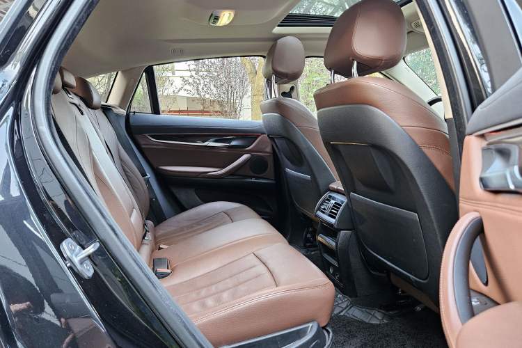 Used BMW X6 2015 xDrive28i
