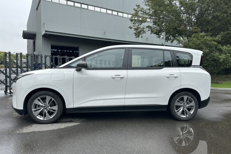 Used Bestune NAT 2023 PRO Comfortable Travel Battery-Swap Version 401km