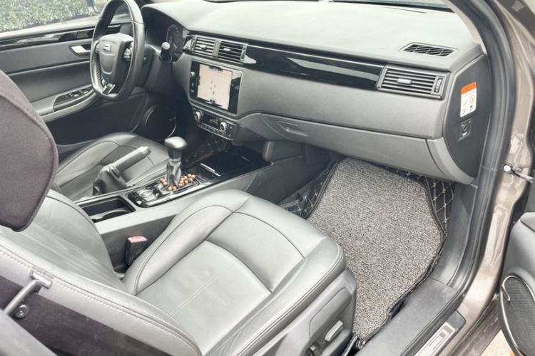 Used Qoros 3 2014 Sedan 1.6T Automatic ZhiZhen Model