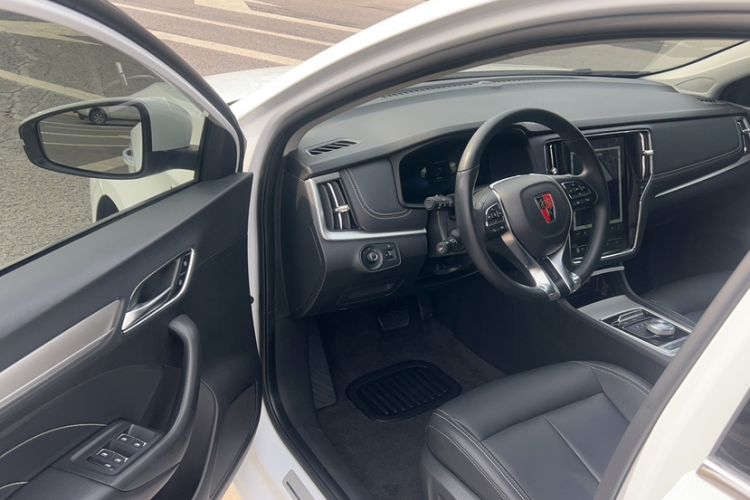 Used Roewe i6 New Energy 2017 45T Hybrid Connect & Smart Enjoyment Edition
