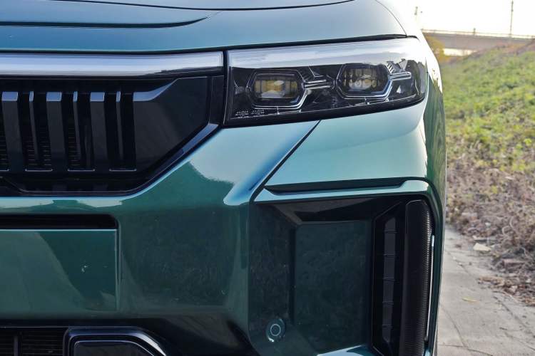 Used VOYAH FREE 2024 Ultra-Long Range Intelligent Driving Version
