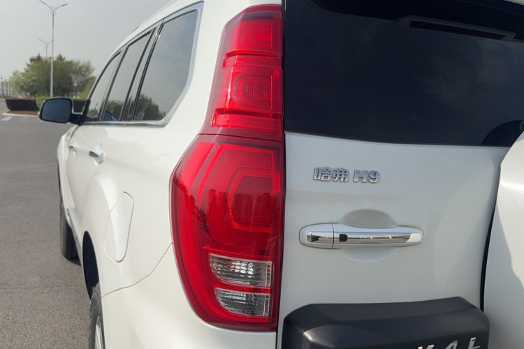 Used Haval H9 2017 2.0T Gasoline 4x4 Premium 5-Seater