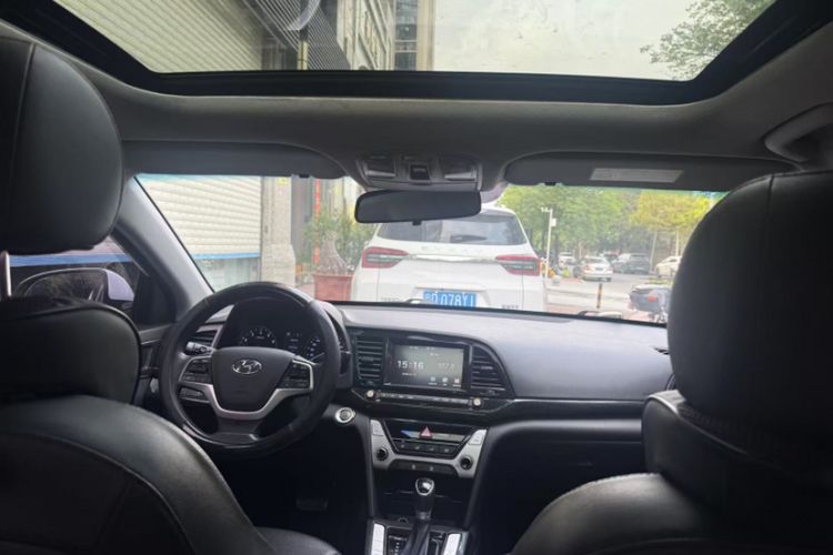 Used Hyundai Elantra (6th Generation / Lingdong) 2016 1.6L Automatic ZhiXuan · Luxury Version
