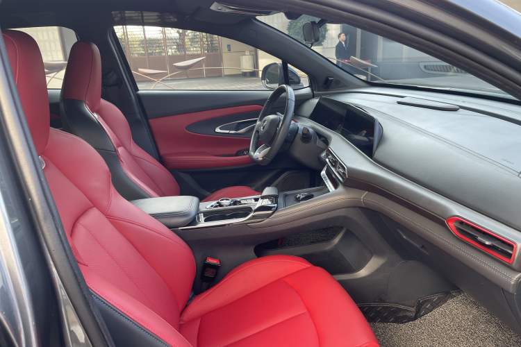 Used CHANGAN UNI-T 2020 1.5T Flagship Version Right Front Seat