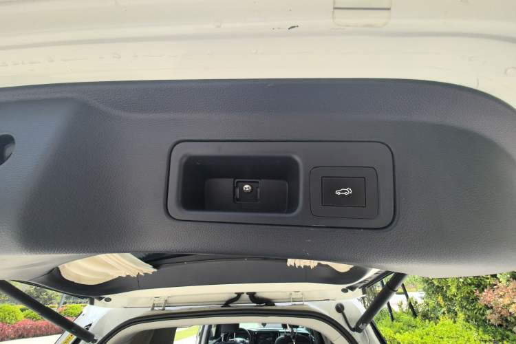 Used GAC Trumpchi M8 2021 Master Series 390T Ultimate Edition Interior 5