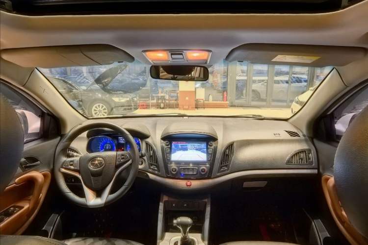 Used JAC Refine S5 2017 1.5T Automatic E-commerce Edition