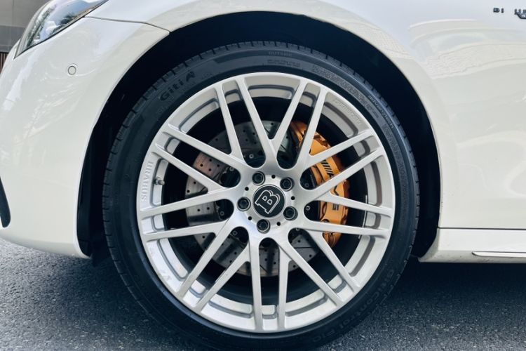 Used Mercedes-Benz E-Class 2022 Revised E 300 L Sporty and Stylish Edition Exterior 7