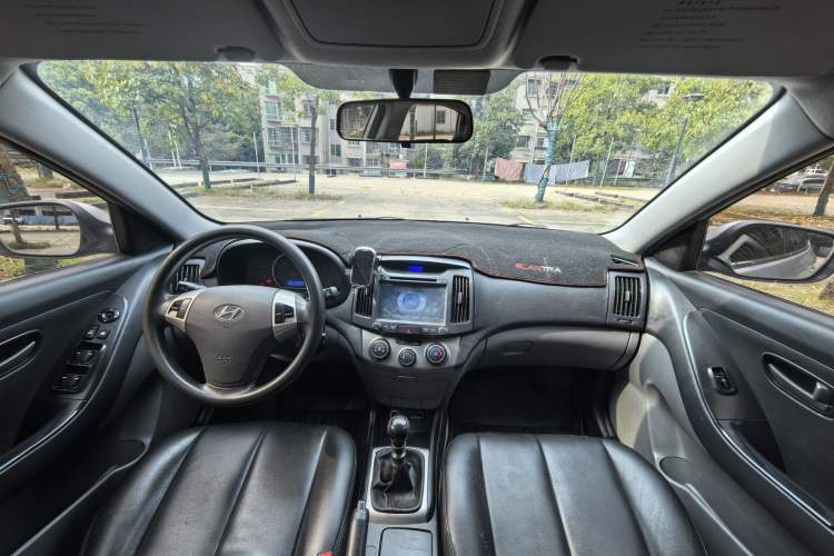 Used Hyundai Celesta 2015 1.6L Manual Comfort Model