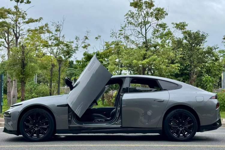 Used XPeng P7 2022 670E+ Pengyi Edition