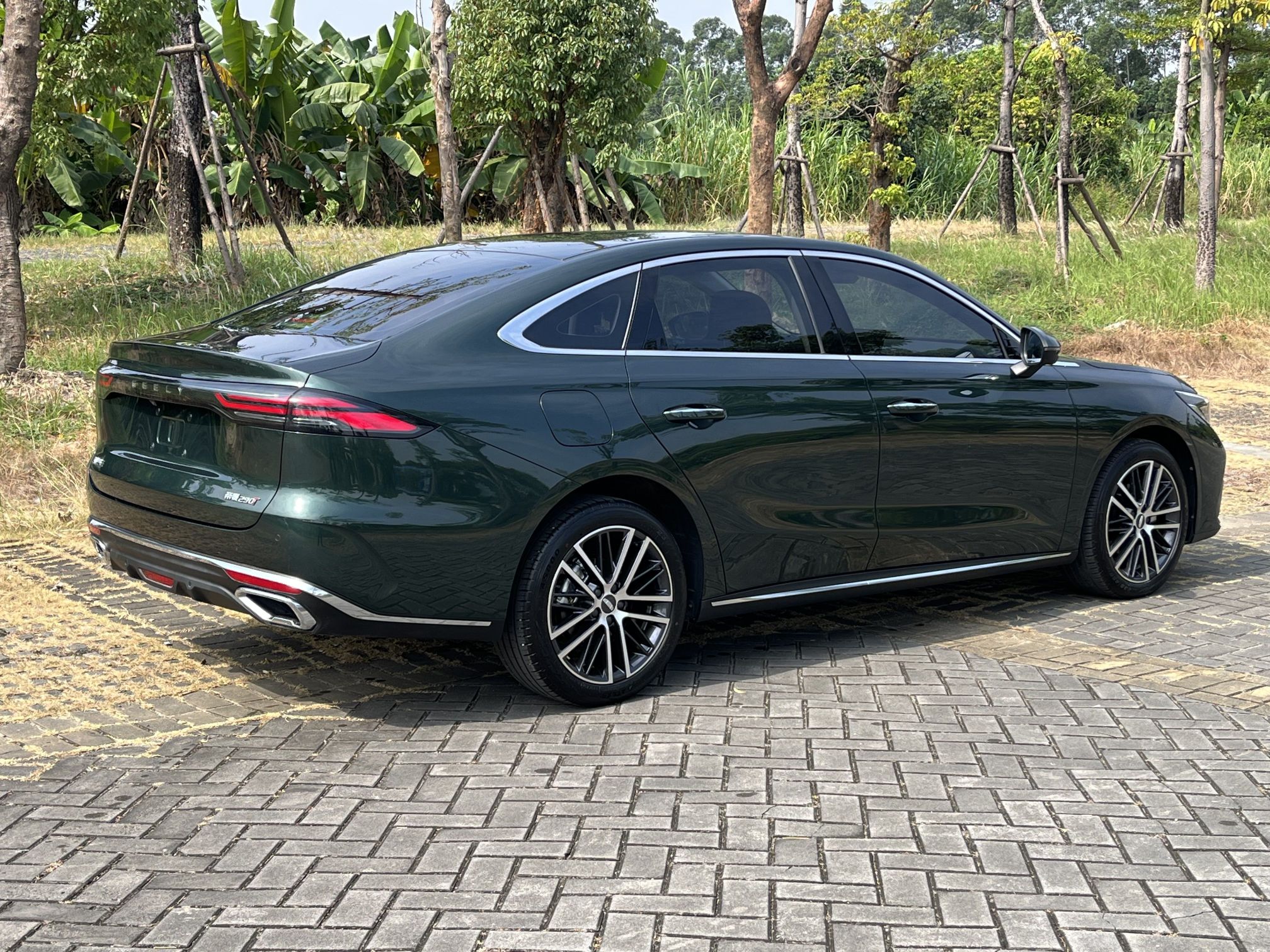 Geely Auto Emgrand 2026 Model 5th Generation 1.5T DCT Flagship Edition — снимка 6