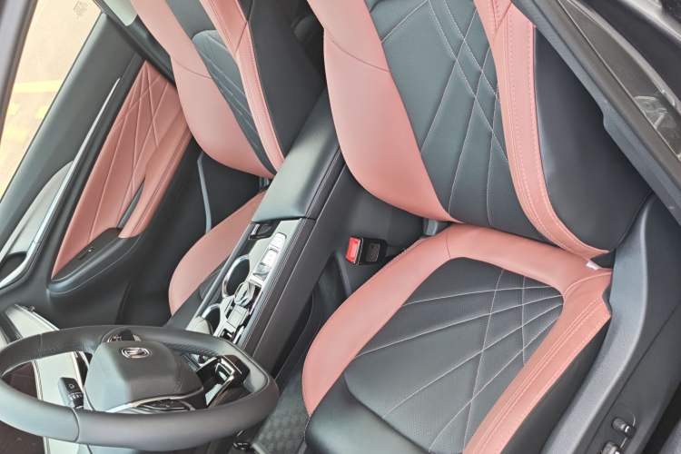 Used CHANGAN Eado 2022 PLUS Blue Whale NE 1.4T GDI DCT Flagship Edition
