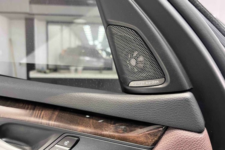 Used BMW X5 2014 xDrive35i Elegant Edition Interior 5