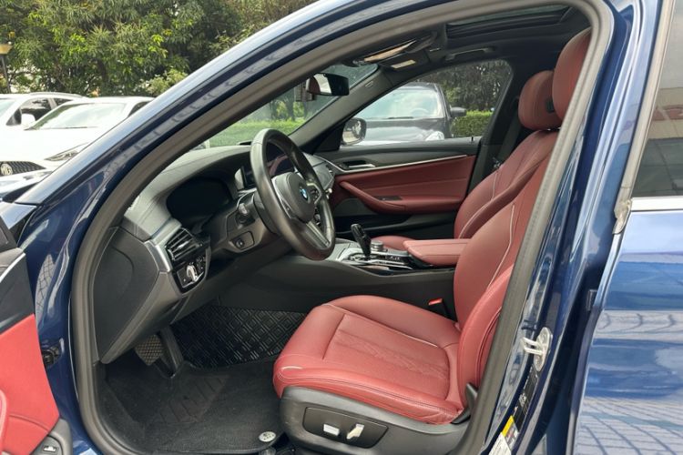 Used BMW 5 Series New Energy 2021 535Le M Sport Package Interior 4