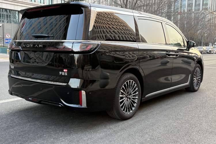 Used VOYAH Dream 2026 Model PHEV Qiankun Max
