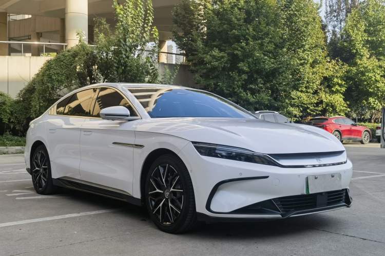 Used BYD Han 2022 EV Genesis Edition 610KM All-Wheel Drive Premium Model