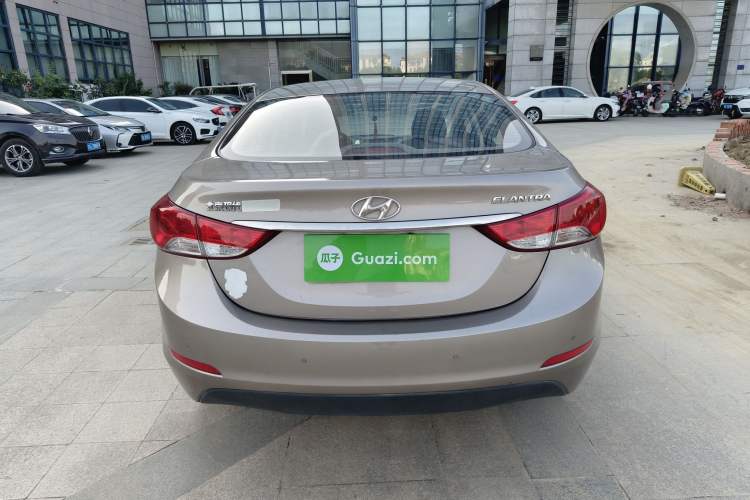Used Hyundai Elantra (5th Generation / Langdong) 2012 1.6L Automatic Fashion Edition