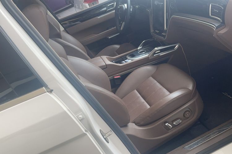 Used Zotye T800 2018 2.0T Automatic Flagship Smart Connectivity 7-Seater