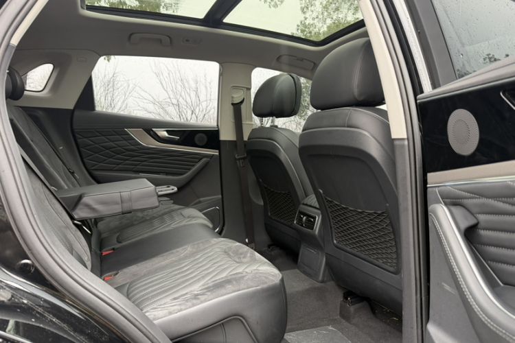 Used Hongqi HS5 2022 Revised Version 2.0T Smart Connect Flagship Edition