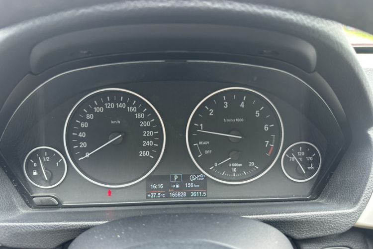 Used BMW 3 Series GT 2014 320i Leading Model
