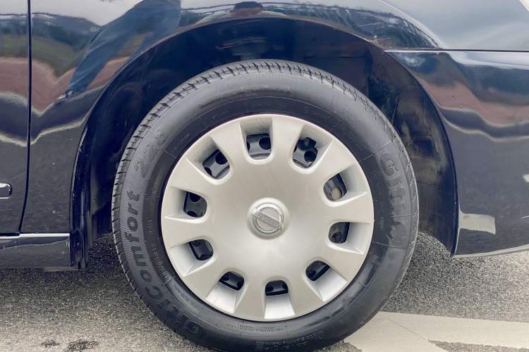 Used Nissan Sylphy 2012 Classic 1.6XE Automatic Comfort Edition Exterior 5