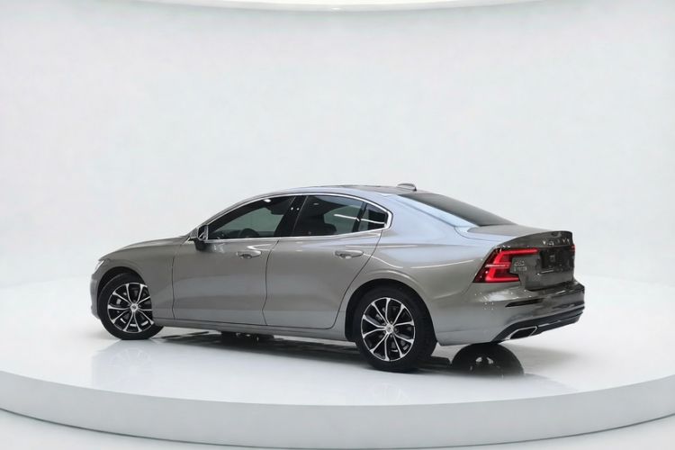 Used Volvo S60 2022 B4 Zhiyi Luxury Edition